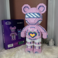 Конструктор Magic Blocks Bearbrick 9001 (4031 деталей, высота 50 см)