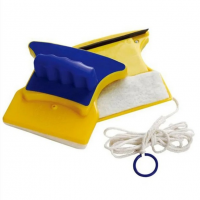 Магнитная щётка для мытья окон Double Sided Glass Cleaner, 12 см