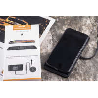 Силиконовый коврик с беспроводной зарядкой 15W Qinetiq Car Wireless Pad 