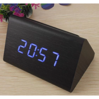 Часы настольные VST 864-5 с синей подсветкой/датчик температуры/дата Часы настольные VST 864-5 с синей подсветкой/датчик температуры/дата