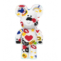 Конструктор Magic Blocks 9160 в виде мишки Bearbrick “French kisses”