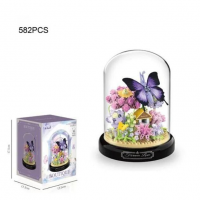 Конструктор «Цветы с бабочкой под колбой» P2281, 582 детали