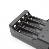 Зарядное устройство для аккумуляторов AA/AAA, 4 слота, WX 1432 Зарядное устройство для аккумуляторов AA/AAA, 4 слота, WX 1432