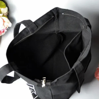 Чёрный шоппер 25-40 на молнии с карманом 40х34 см